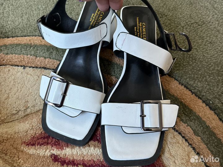 Басаножка женская