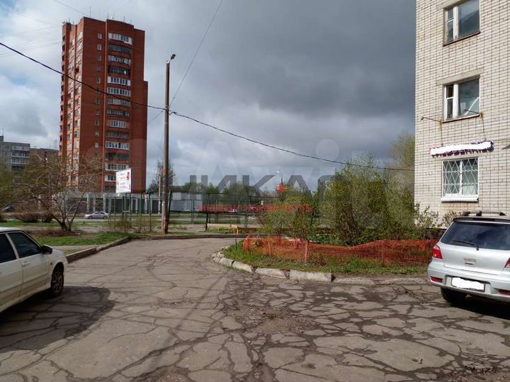 Сдам торговое помещение, 170 м²