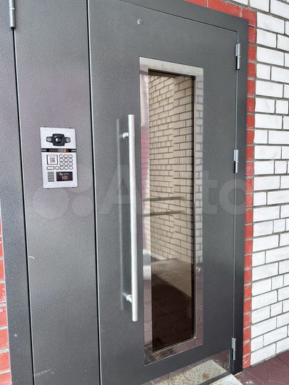 2-к. квартира, 65,7 м², 8/10 эт.