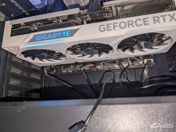 Gigabyte RTX 4070 Super Eagle OC (белая)