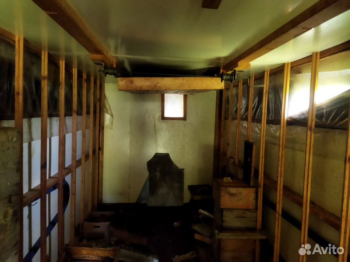 Пчелопавильон