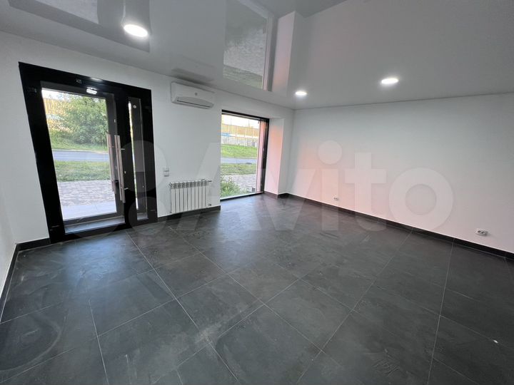 Торговая площадь, 30 м²