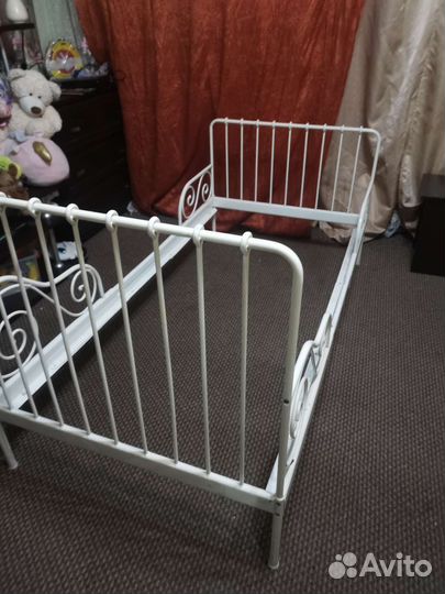 Кровать IKEA Миннен
