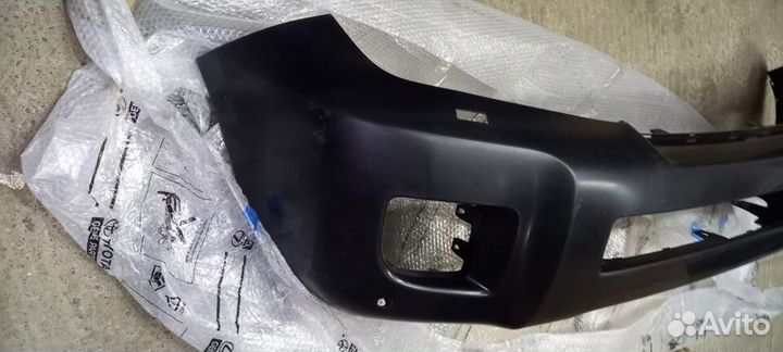 Бампер передний Toyota Land Cruiser 200 2007-2015