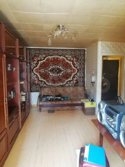 3-к. квартира, 40 м², 3/4 эт.