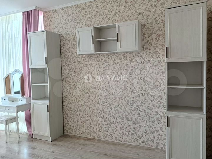 2-к. квартира, 73,3 м², 7/9 эт.