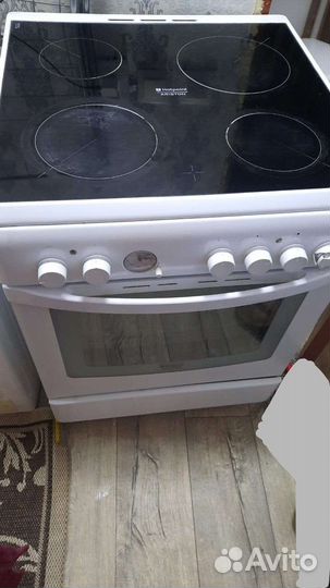 Плита электрическая Hotpoint Ariston самовывоз