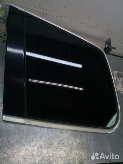 Стекло кузовное левое Volkswagen Touareg универсал