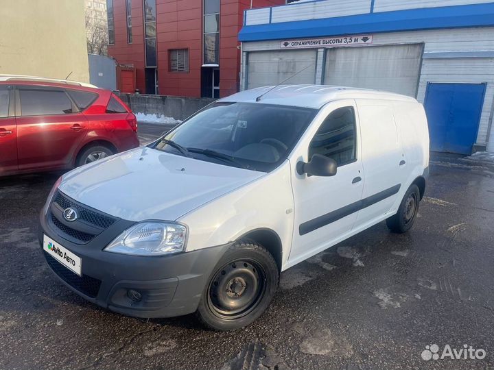 LADA Largus 1.6 МТ, 2017, 292 000 км