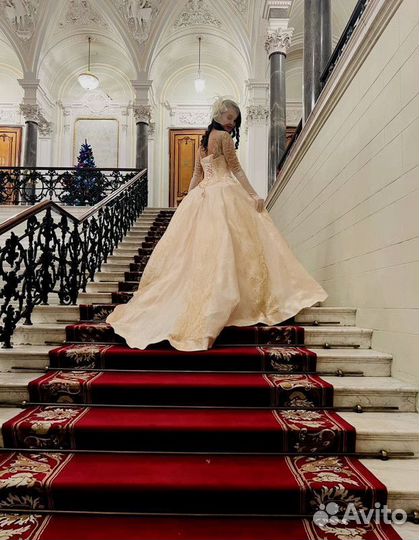 Прокат платьев