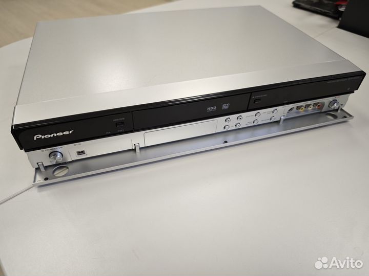 HDD/DVD рекордер Pioneer DVR-550H-S