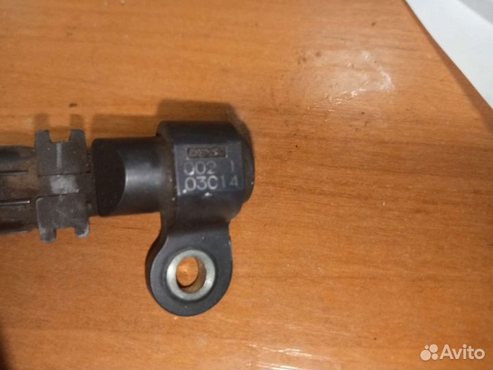 Датчик положения коленвала denso Honda Stream