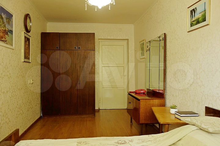 3-к. квартира, 56 м², 2/5 эт.