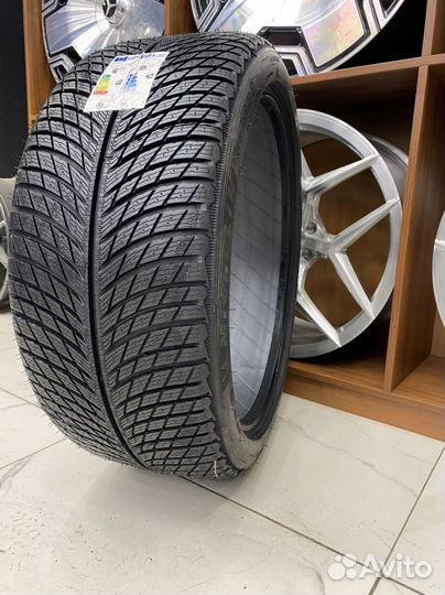 Michelin Alpin 5 265/35 R21