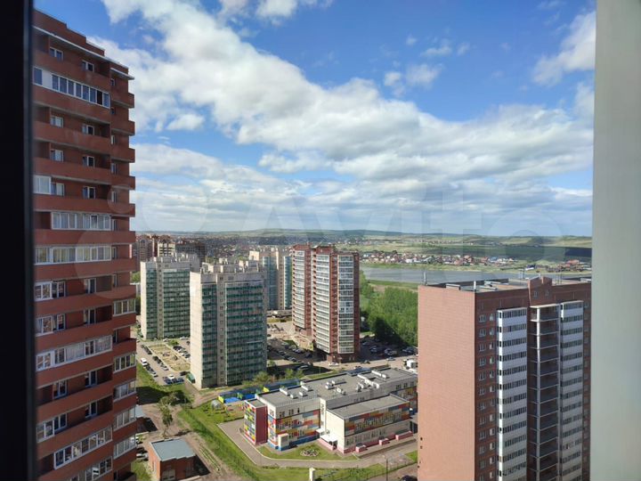 2-к. квартира, 70,6 м², 10/17 эт.