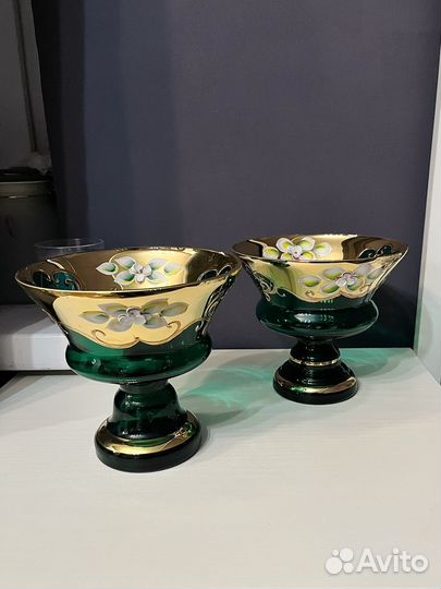 Богемия ваза конфетница изумруд смальта лепка