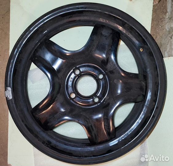 Диски штампованные Renault R16 оригинал 403002053R