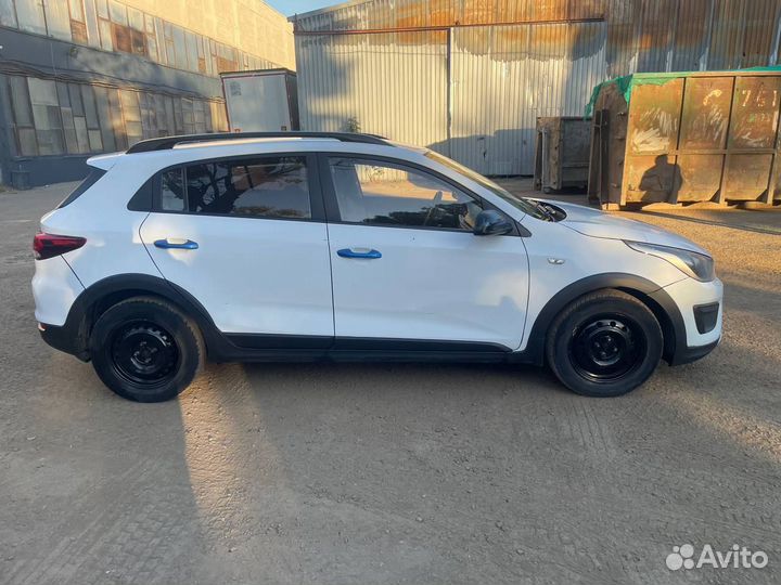 Kia Rio X-Line 1.4 AT, 2018, 230 000 км