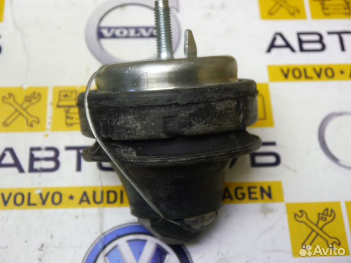 Подушка двигателя нижняя Вольво