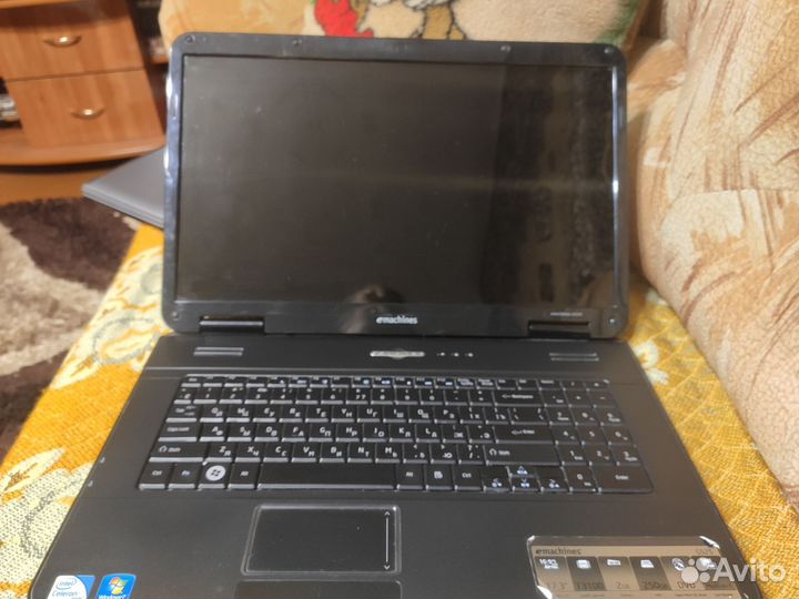Acer eMachines g525