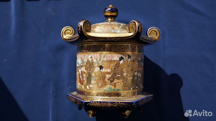 Старинная шкатулка. Фарфор Сацума. Япония, xiх век