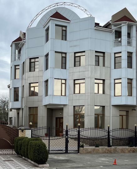 Офис, 225.8 м²