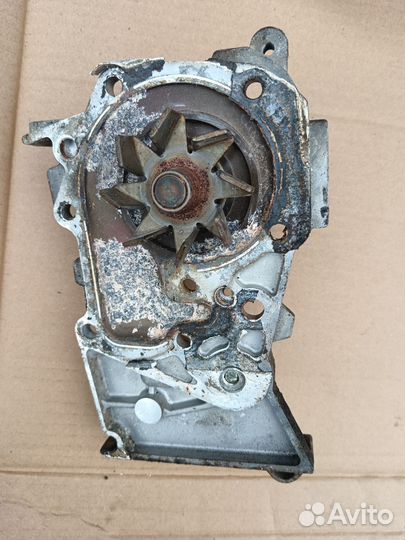 Помпа renault logan 1