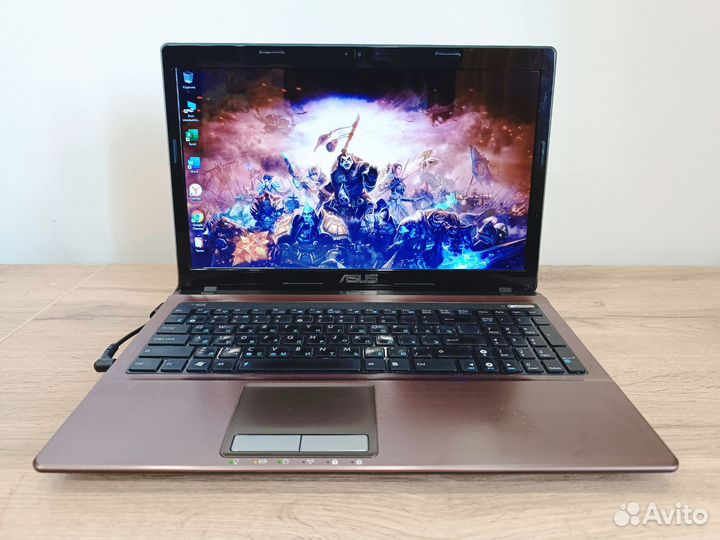 Шустрый ноутбук asus для работы, учебы и игр