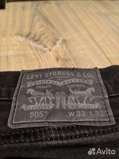 Джинсы levis черные (w33 l32)