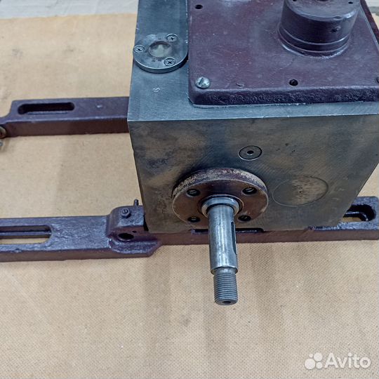 Редуктор понижающий (Коробка понижения) на станок