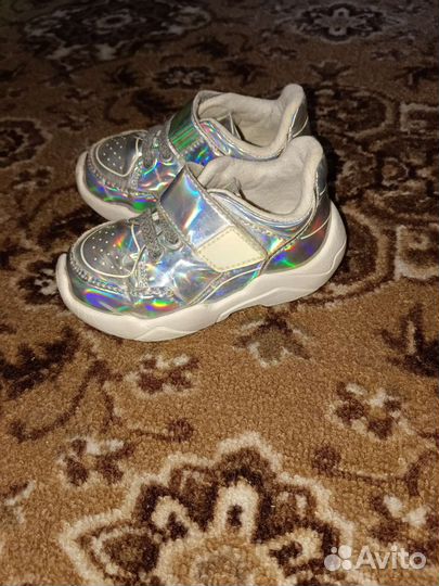 Обувь для девочки