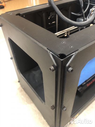 3Д принтер MakerBot Replicator 2