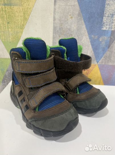 Ботинки осенние 25 размер