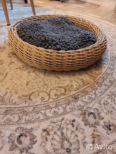 Лежанка новая большая