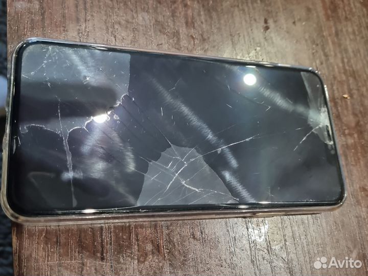 iPhone 11 Pro Max, 64 ГБ