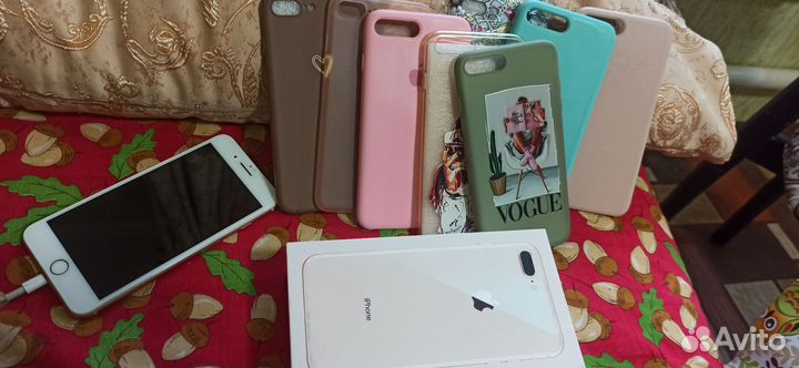 iPhone 8 Plus, 64 ГБ