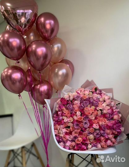 Лепестки роз живые