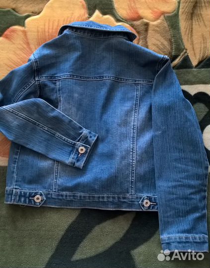 Джинсовая куртка