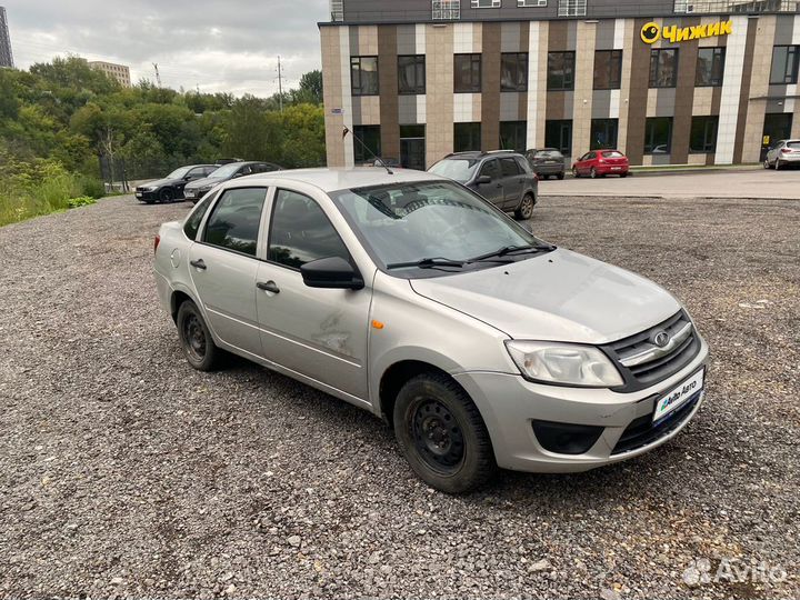 LADA Granta 1.6 МТ, 2015, 131 000 км