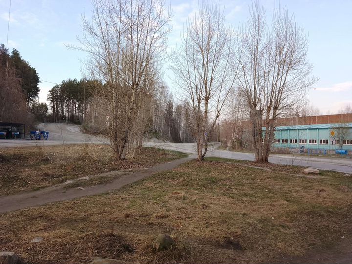 2-к. квартира, 37 м², 1/5 эт.