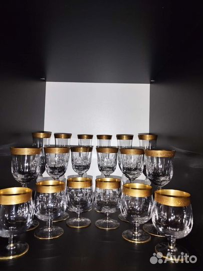 Хрустальные бокалы на ножке Богемия