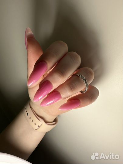 Маникюр педикюр