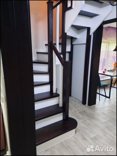 Лестница на второй этаж