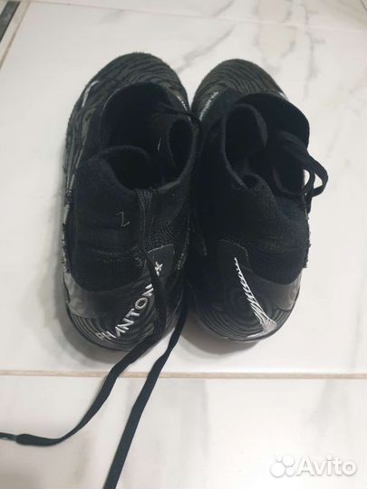 Футбольные бутсы nike phantom gx
