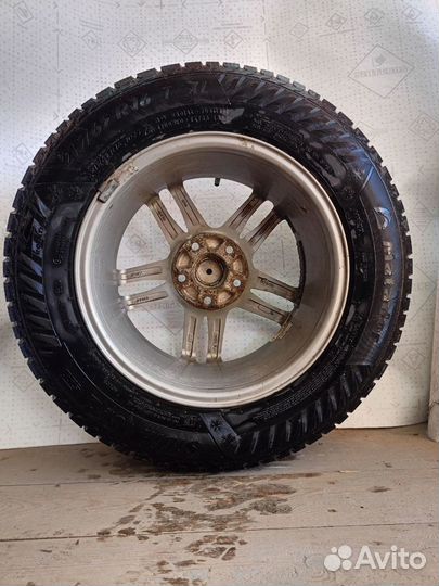 Matador MP 30 Sibir Ice 2 SUV 215/65 R16 102T