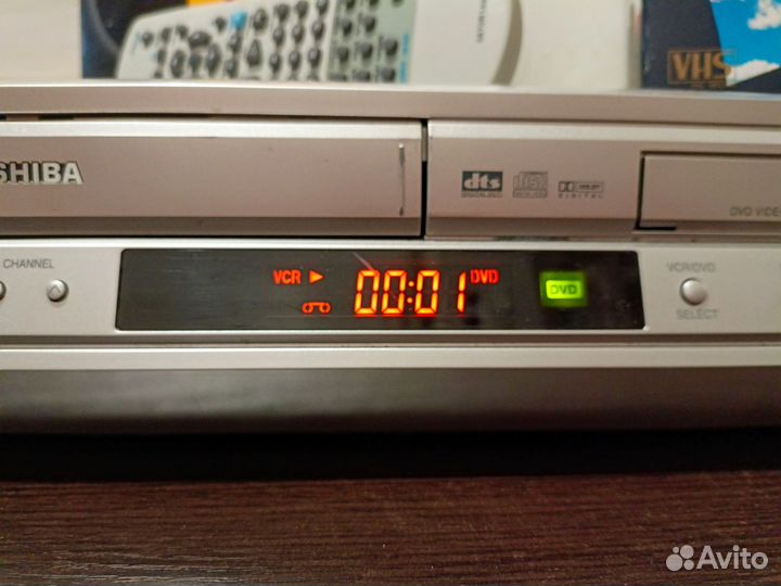 DVD VHS комбо 6 голов Hi-fi стерео ду Toshiba