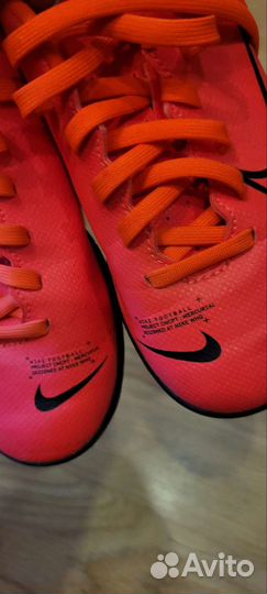 Футбольные бутсы nike детские