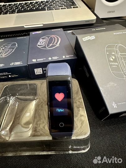 Фитнес-браслет RunGo