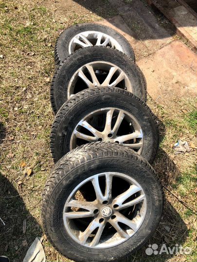 Nokian Tyres Hakkapeliitta 8 215/60 R16