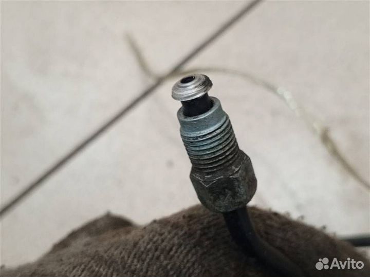 Трубка тормозная задняя левая Ford Focus 2 2004-2